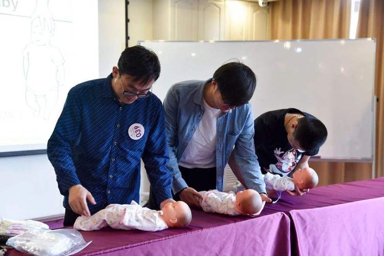 医院帮人借卵试管代怀【医院助力：借卵试管代怀服务帮助更多家庭圆梦】